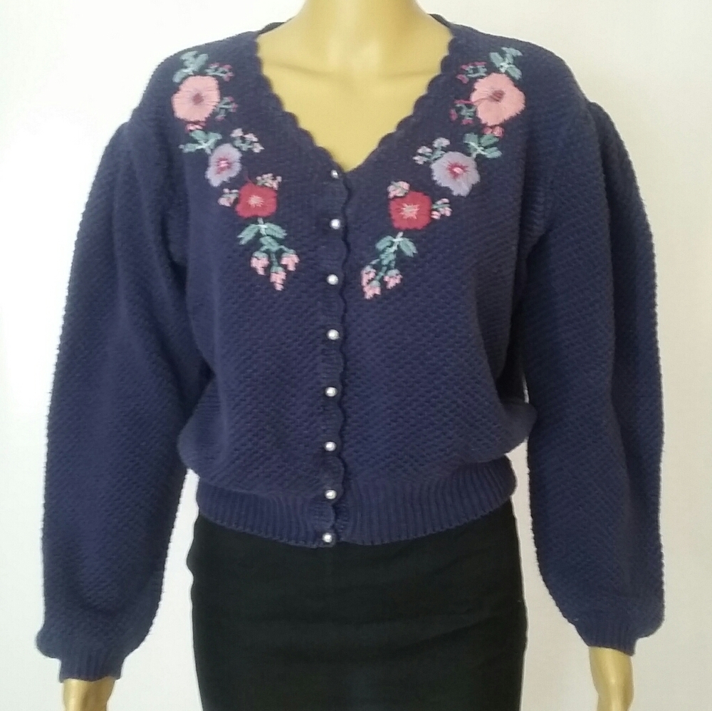Vintage Maggie Lawrence collection sweater